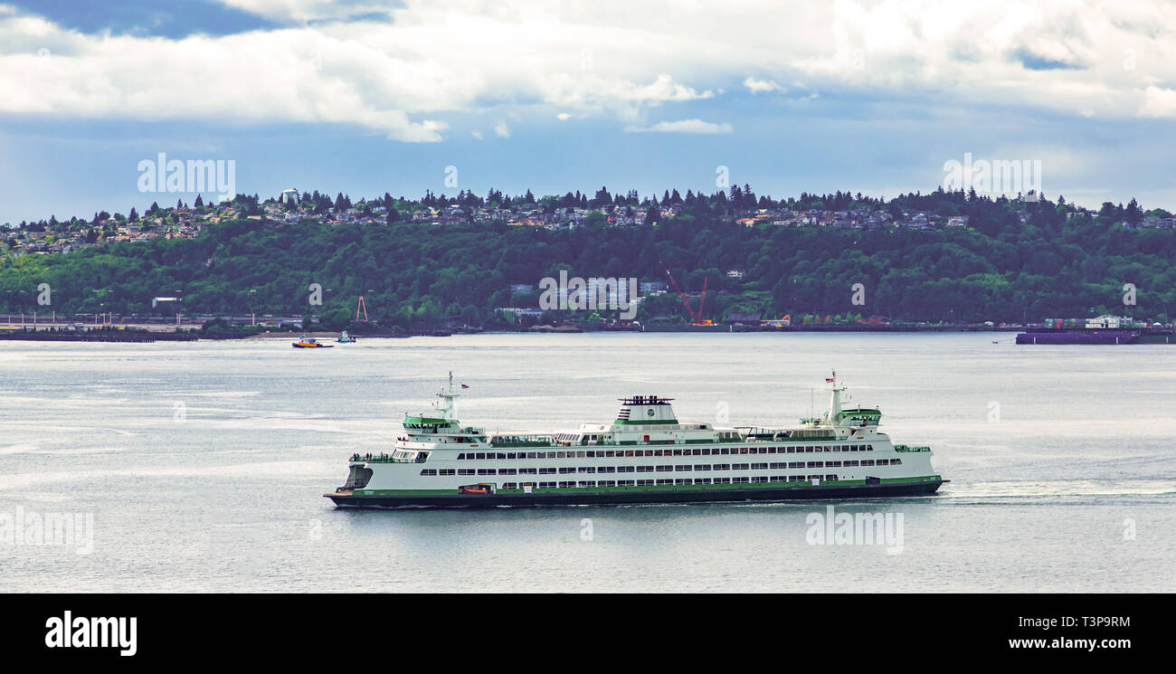 SEATTLE, Washington - 19. Mai 2016: Seit Mitte der 90er Jahre, Seattle hat ein enormes Wachstum in der Kreuzfahrtindustrie erlebt als Ausgangspunkt für Alaska crui Stockfoto