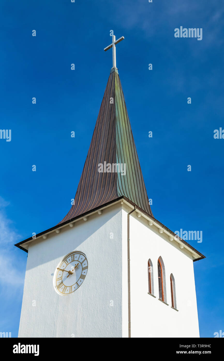 Lutherische Kirche in Borgarnes entlang Borgarfjörður Fjord im Südwesten Islands Stockfoto