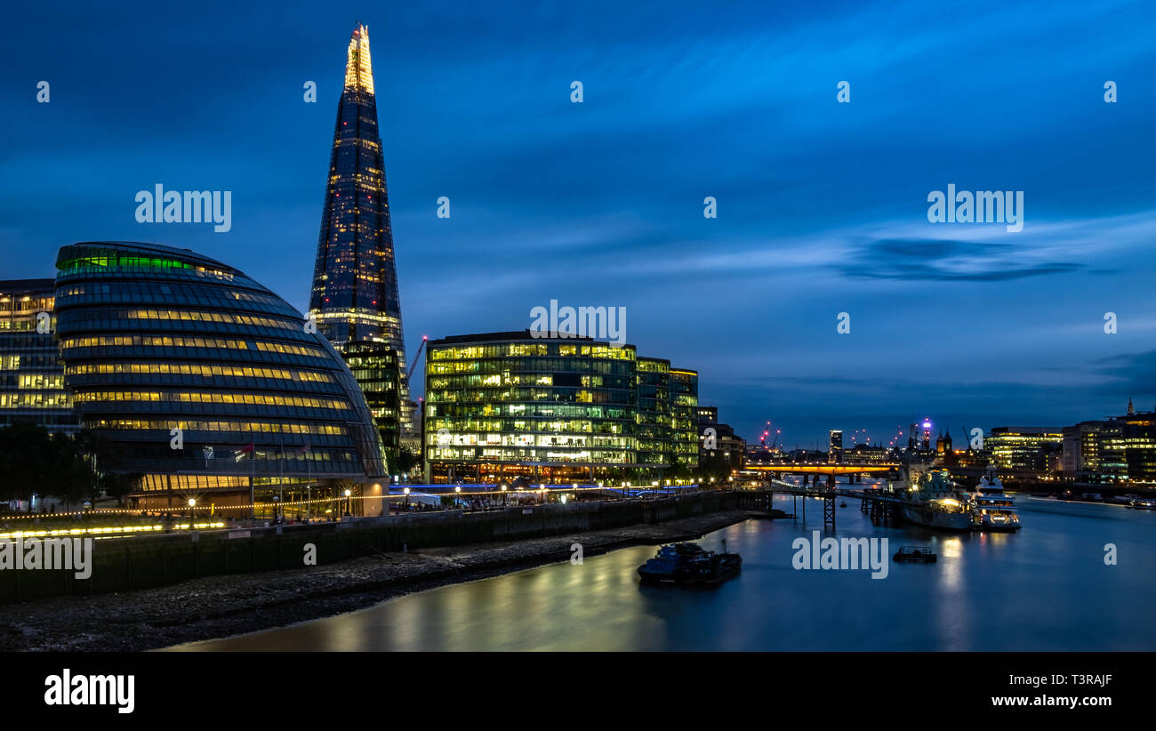 Shard London Bridge und Thames River Nacht photograpy Stockfoto