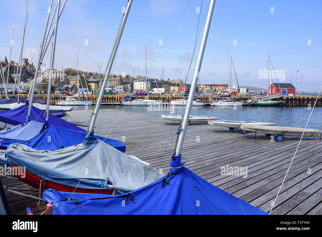 Yachten gespeichert am Hafen, Lerwick, Shetland, Nördliche Inseln, Schottland, Vereinigtes Königreich Stockfoto