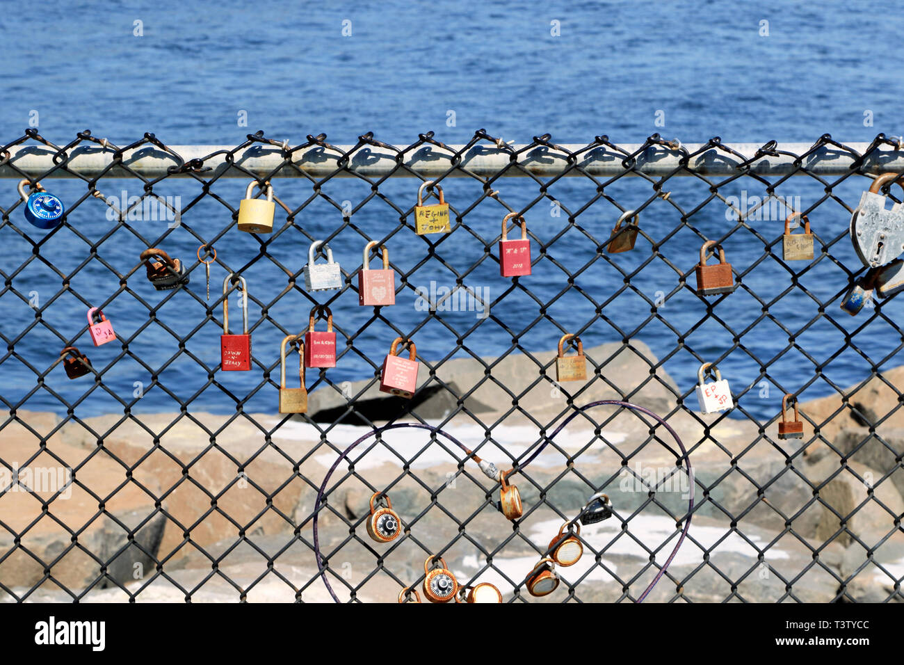 Liebe Schlösser an der Manasquan Einlass, Point Pleasant Beach, New Jersey, USA Stockfoto