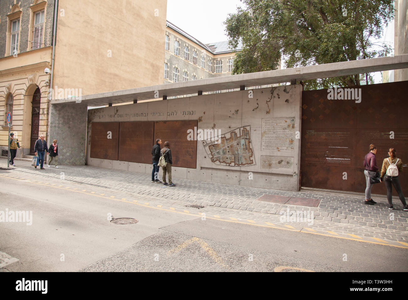 BUDAPEST, Ungarn - 20. SEPTEMBER 2017: eine Wand des ehemaligen jüdischen Ghettos Kennzeichnung in Budapest der Budapester Ghetto war ein NS-ghetto in Budapest Stockfoto