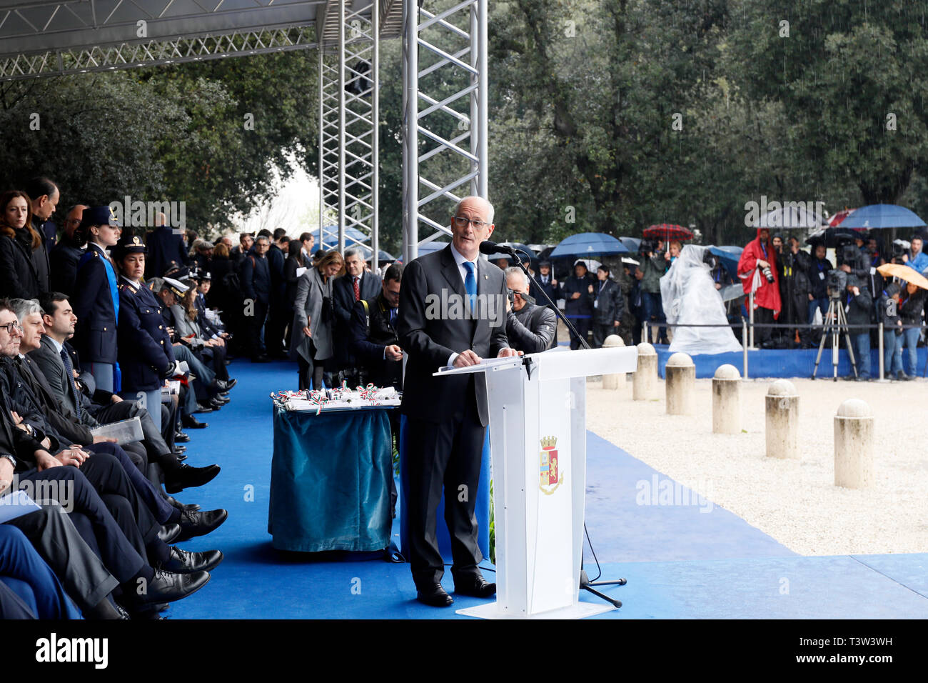 Rom, Italien, 10. April 2019: der Polizeichef von Franco Gabrielli, während der Feierlichkeiten zum 167. Jahrestag der Polizei, gehalten an der Pincio Stockfoto