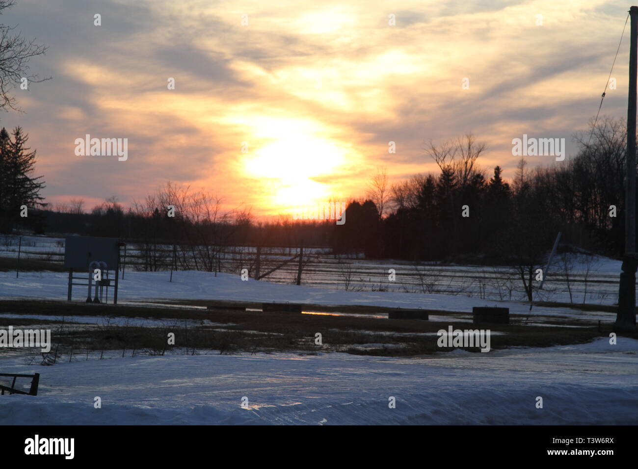 Malerischer Blick auf Winter Sonnenuntergang Stockfoto