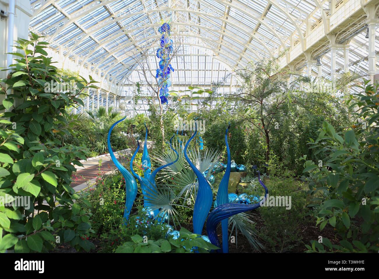 Kew Chihuly Reflexionen über die Natur 13. April, 27. Oktober 2019 Stockfoto