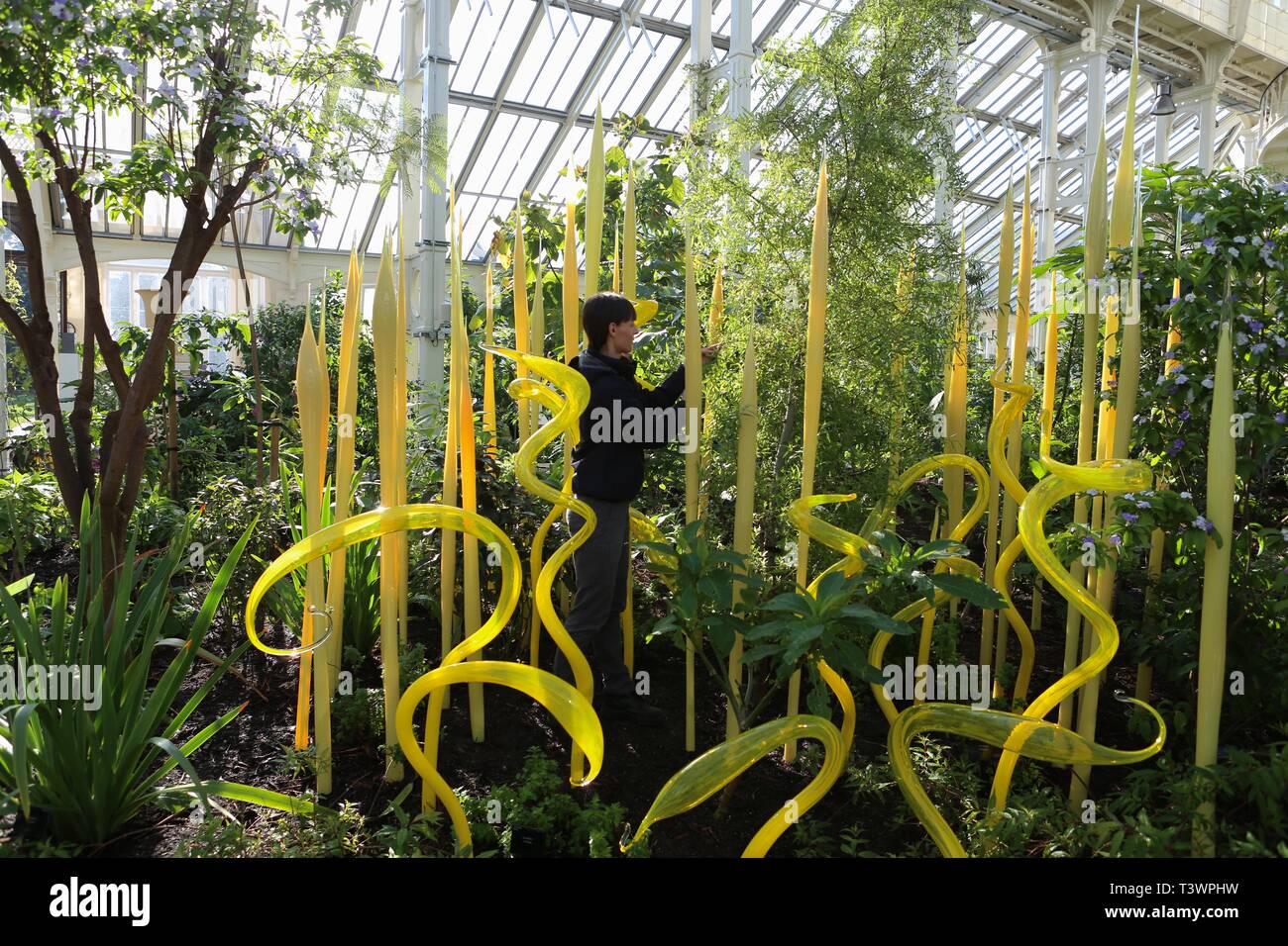 Kew Chihuly Reflexionen über die Natur 13. April, 27. Oktober 2019 Stockfoto