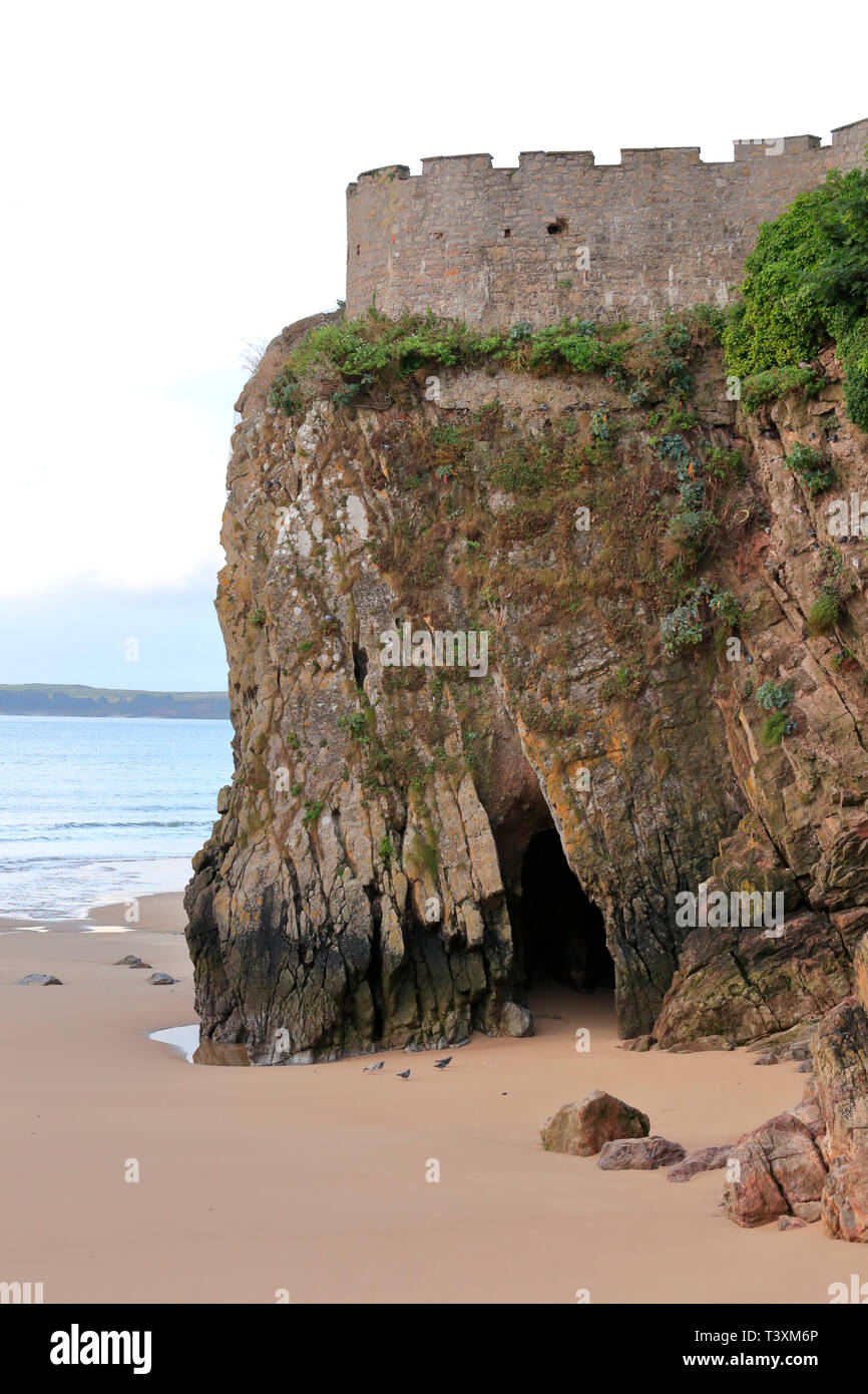 Höhle in Tenby South Wales Stockfoto