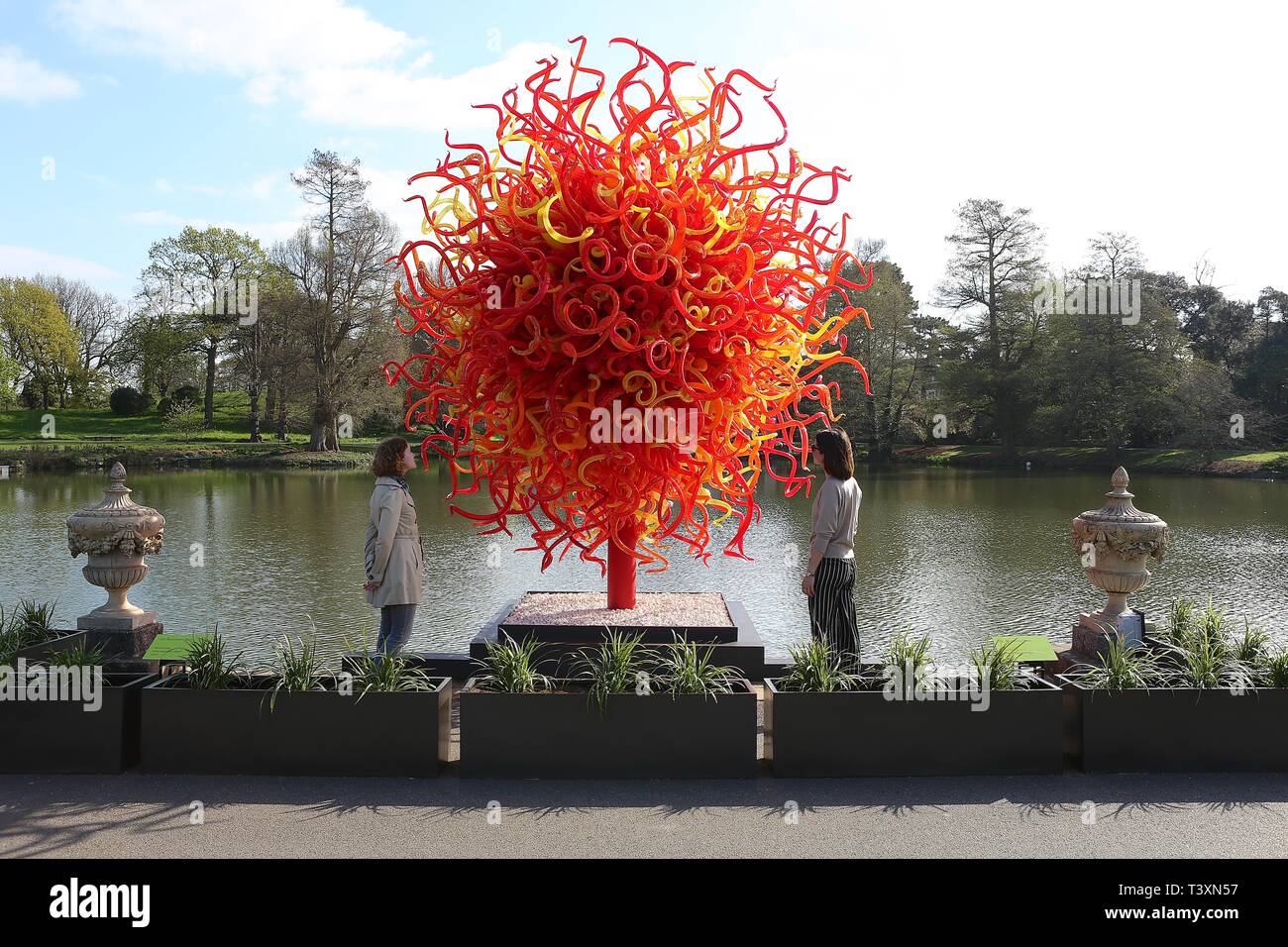 Kew Chihuly Reflexionen über die Natur 13. April, 27. Oktober 2019 Stockfoto