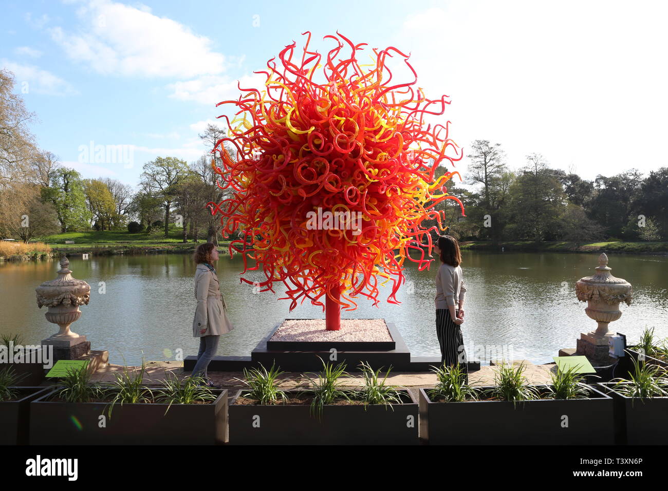 Kew Chihuly Reflexionen über die Natur 13. April, 27. Oktober 2019 Stockfoto