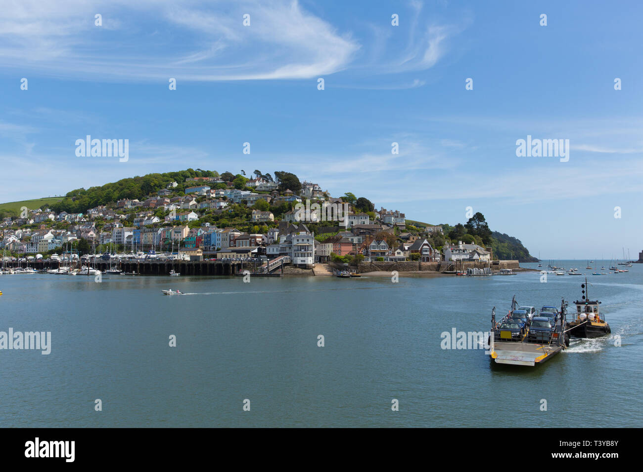 Dartmouth Fähre über den Fluss Dart Devon mit Blick auf Kingswear Stockfoto