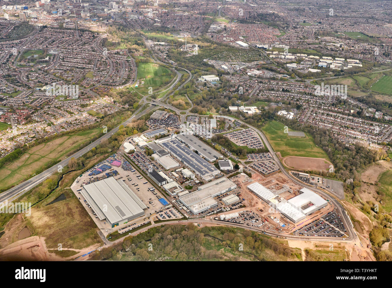 Ein Luftbild von Jaguar Land Rover Werk in Whitley, Coventry, West Midlands, UK Stockfoto