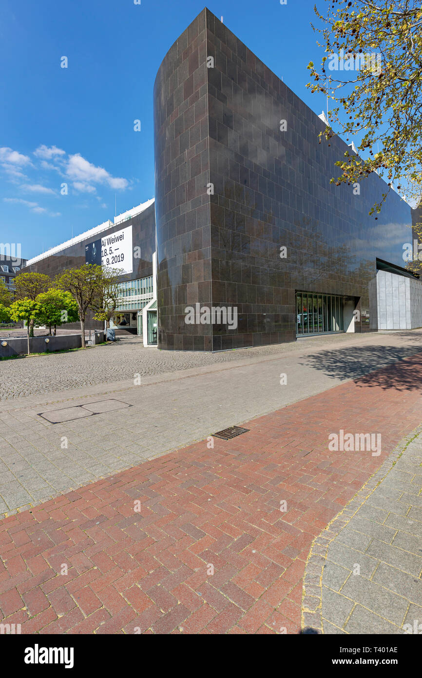 Düsseldorf - Blick auf Museum K20, Nordrhein Westfalen, Deutschland, Nordrhein-Westfalen, Deutschland, 11.04.2019 Stockfoto