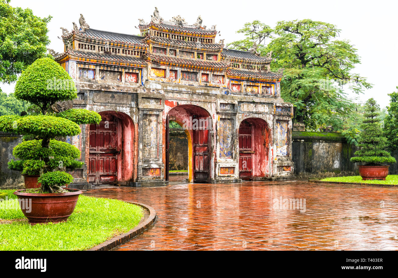 Tor in die Kaiserstadt, Hue, Vietnam Stockfoto