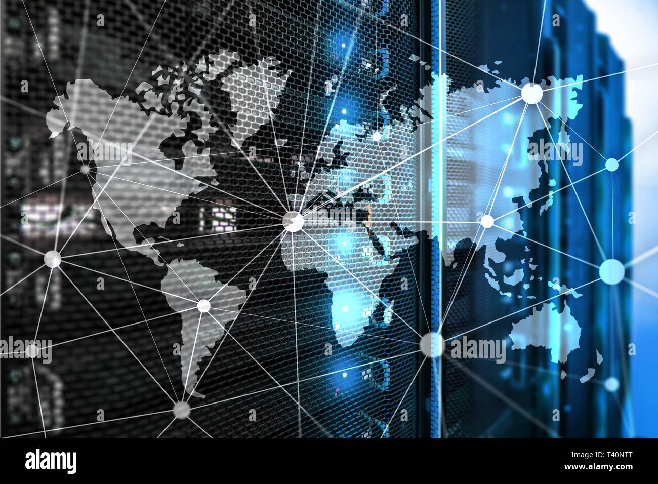 Weltkarte mit Kommunikation Netzwerk auf dem Server zimmer Hintergrund. Stockfoto