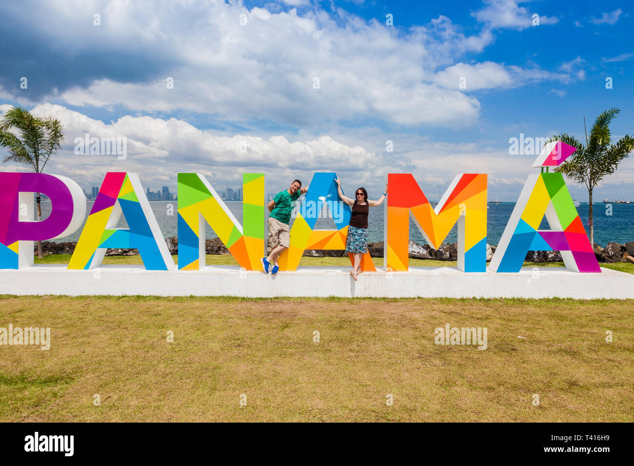 Panama Schriftzüge auf den Causeway in Panama City Stockfoto