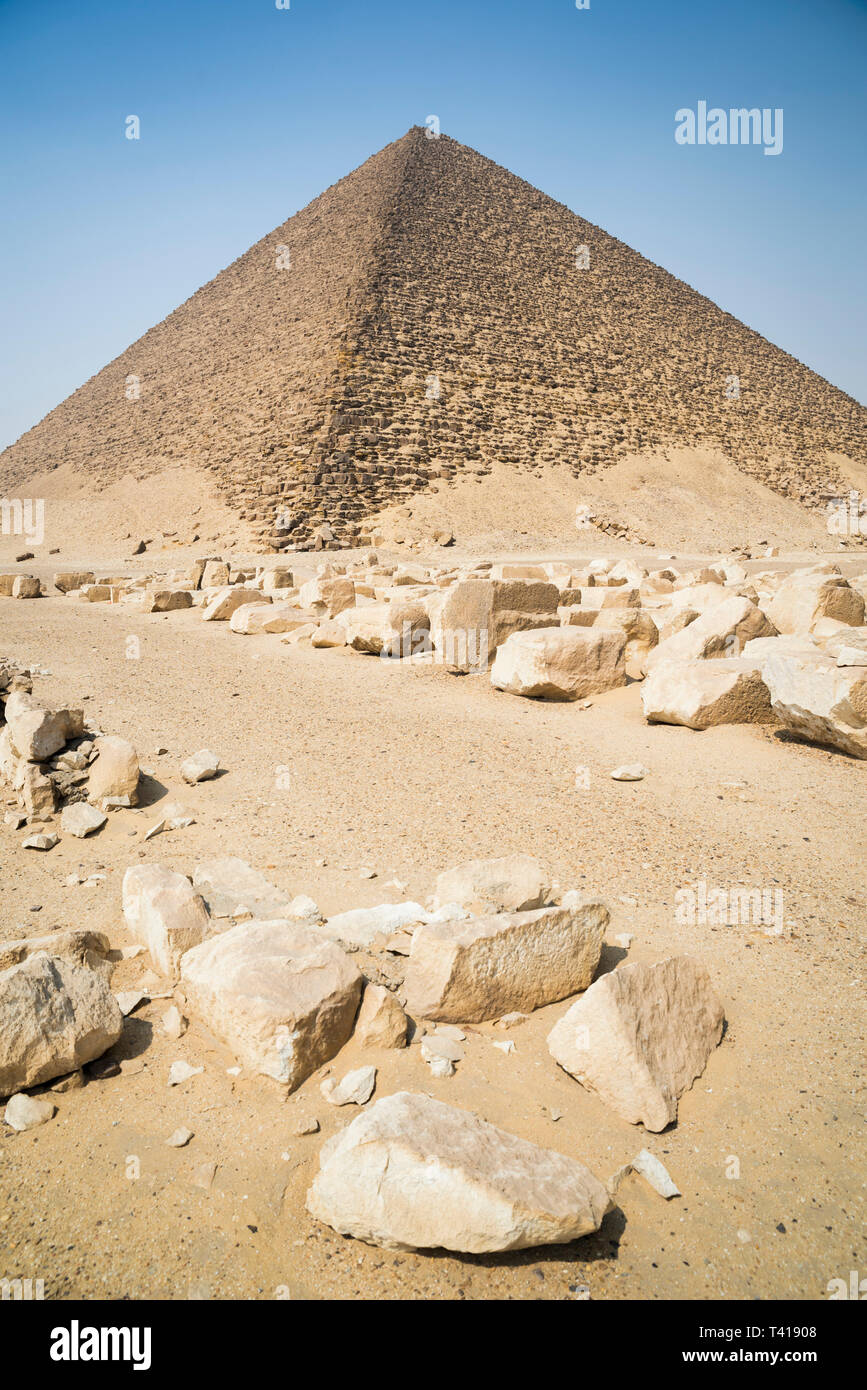 Rote Pyramide in Dahschur Nekropole in der Nähe von Kairo, Ägypten Stockfoto