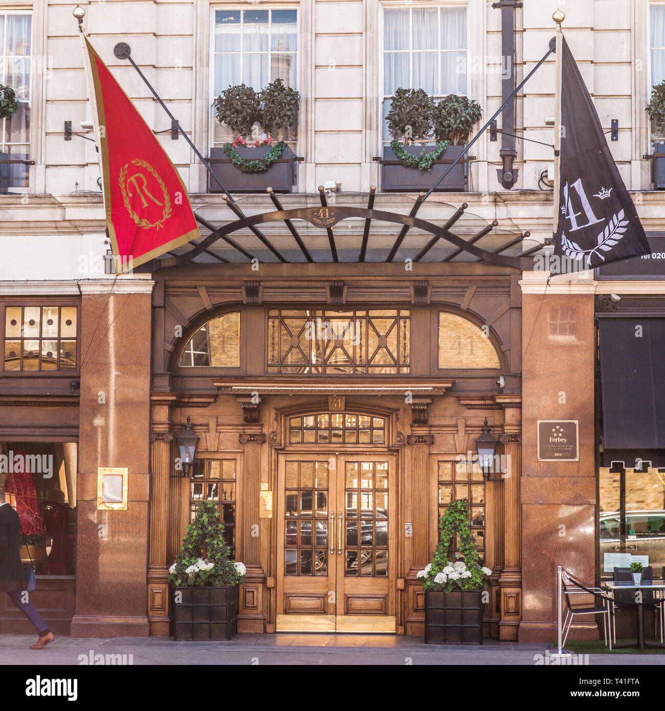 Hotel 41, Buckingham Palace Road, London. Das luxuriöse 5-Sterne Boutique Hotel Teil der rote Nelke Hotel Group. Victoria, London, England, Großbritannien Stockfoto