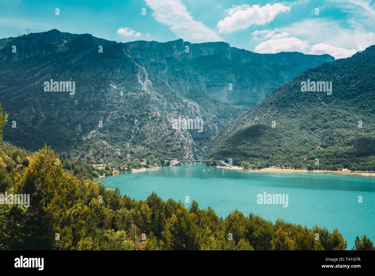 Verdon, Provence-Alpes-Cote d'Azur, Frankreich. Landschaft von St. Croix See in den Gorges du Verdon im Südosten Frankreichs. Provence-Alpes-Cote d'Azur. Stockfoto