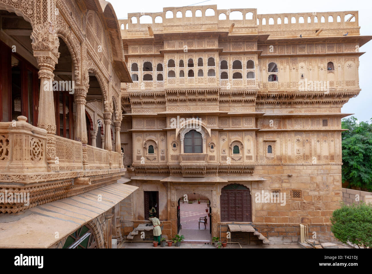 Mandir Palace, Darbar Hall und verzierten Fassade aus Sandstein, Jaisalmer, Rajasthan, Indien Stockfoto