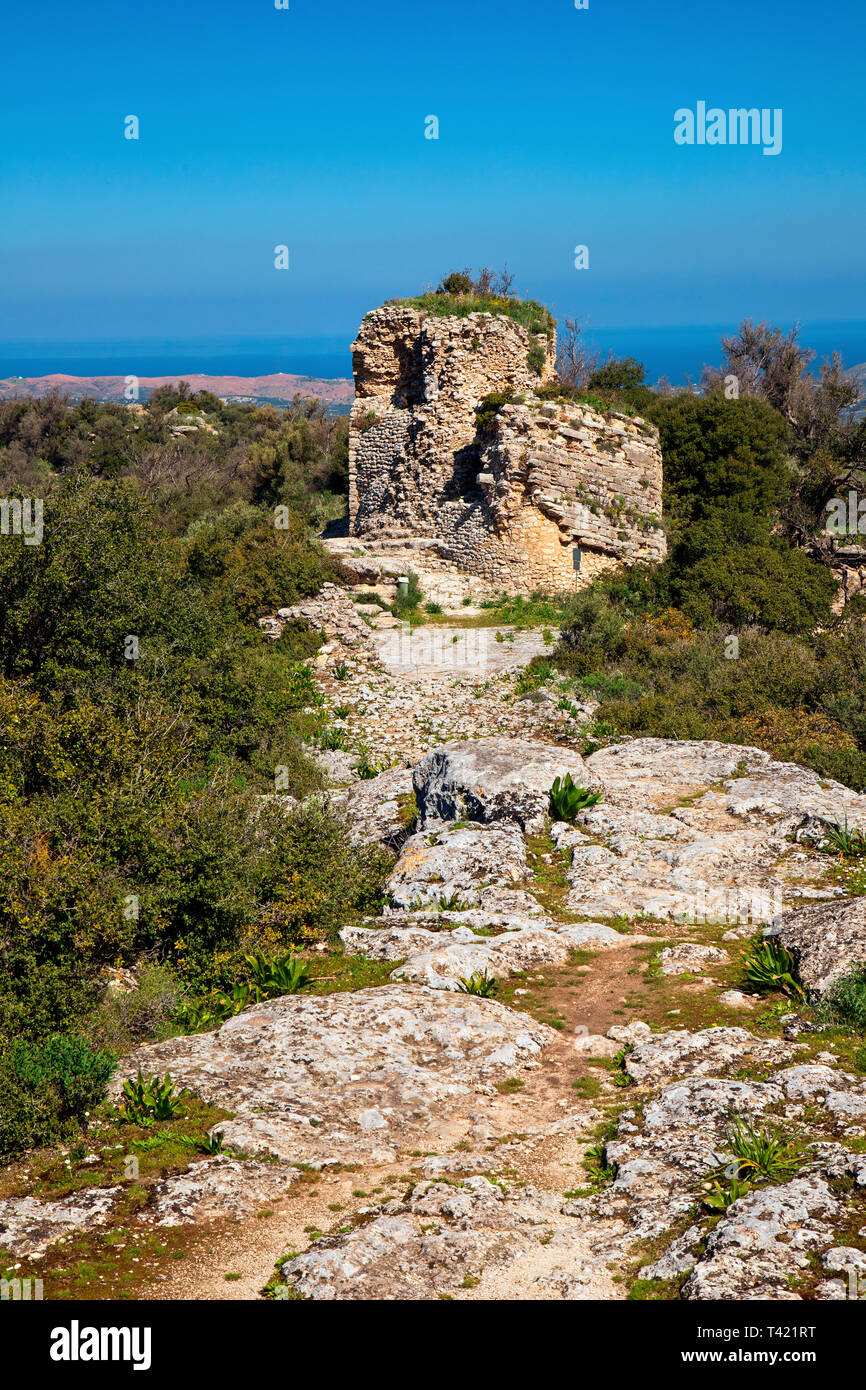 Alten Turm in der Akropolis der archäologische Stätte des antiken Eleftherna, Rethymno, Kreta, Griechenland, Stockfoto