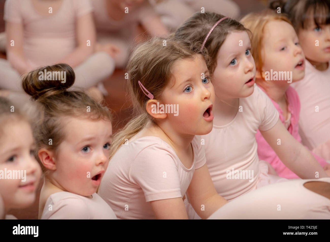 Junge Mädchen in Tanz Klasse Stockfoto