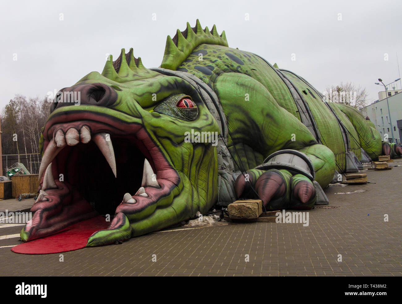 Tschernigow, Ukraine - 4/7/2016: aufgeblasen Gummi Reptile gebildet Funktion Anziehung' Zimmer der Angst" Stockfoto