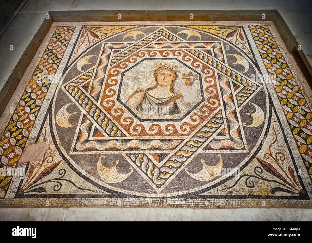 Römische Mosaiken - Gaia Mosaik. Euphrat Villa, antike Zeugama, 2. - 3. nachchristlichen Jahrhundert. Das Zeugma Mosaic Museum, Gaziantep, Türkei. Stockfoto