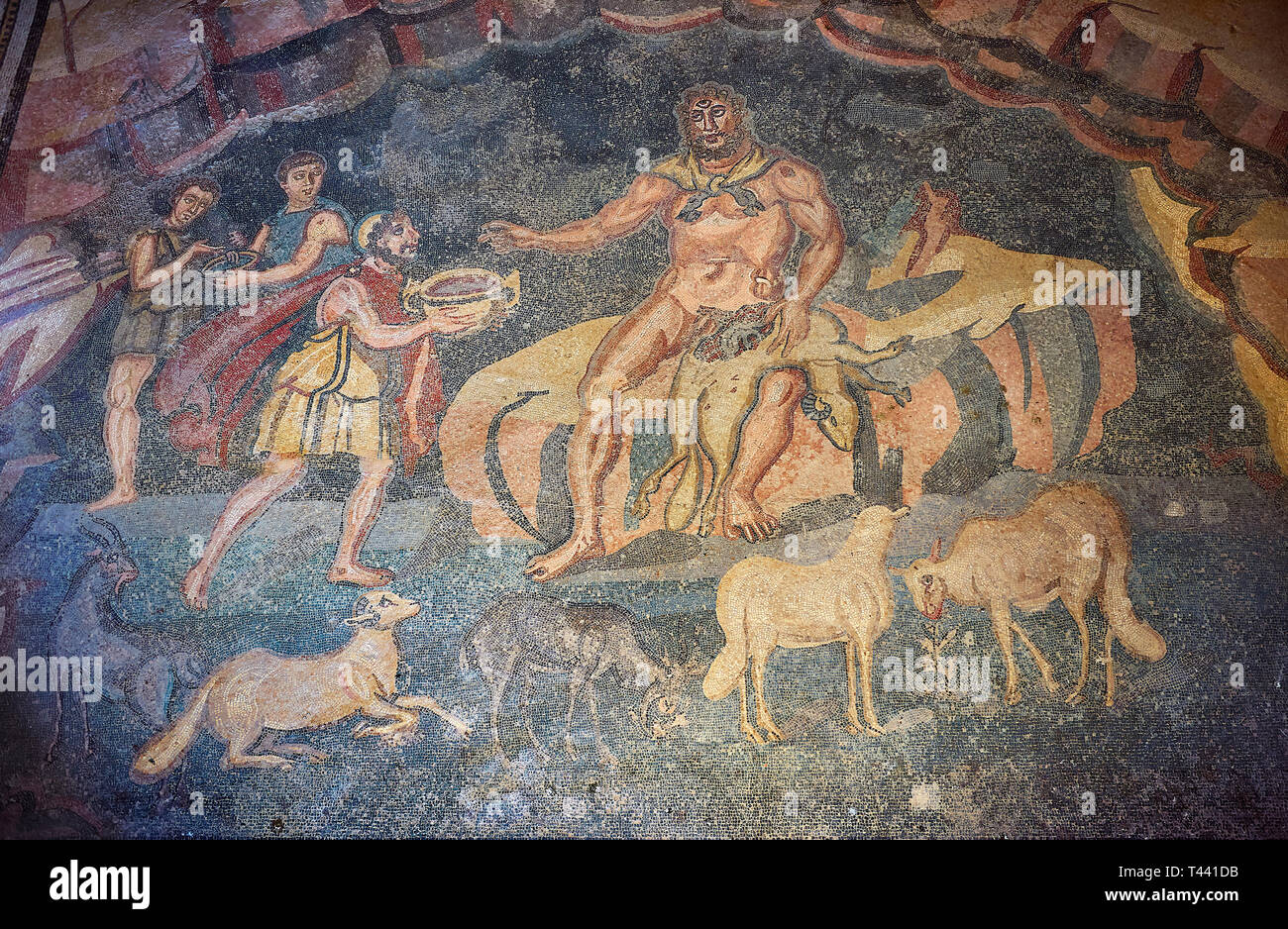 Nahaufnahme Detail Bild der römischen Mosaiken in der Apsis des Odysseus und Polyphemos, Zimmer Nr. 47 in der Villa Romana del Casale, ersten Quartal t Stockfoto