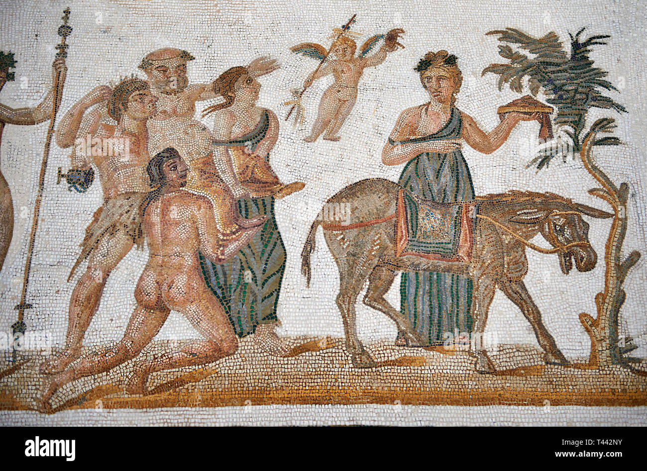 Bild eines römischen Mosaiken Design, die Szenen aus dem Leben des Dionysos, von der antiken römischen Stadt Thysdrus, Haus der Silen. Ende 2. bis e Stockfoto