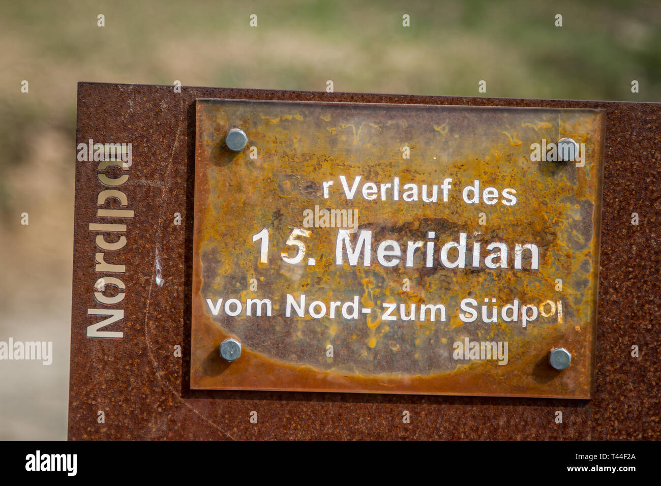 15. Meridian - Blockheide, Waldviertel, Österreich Stockfoto