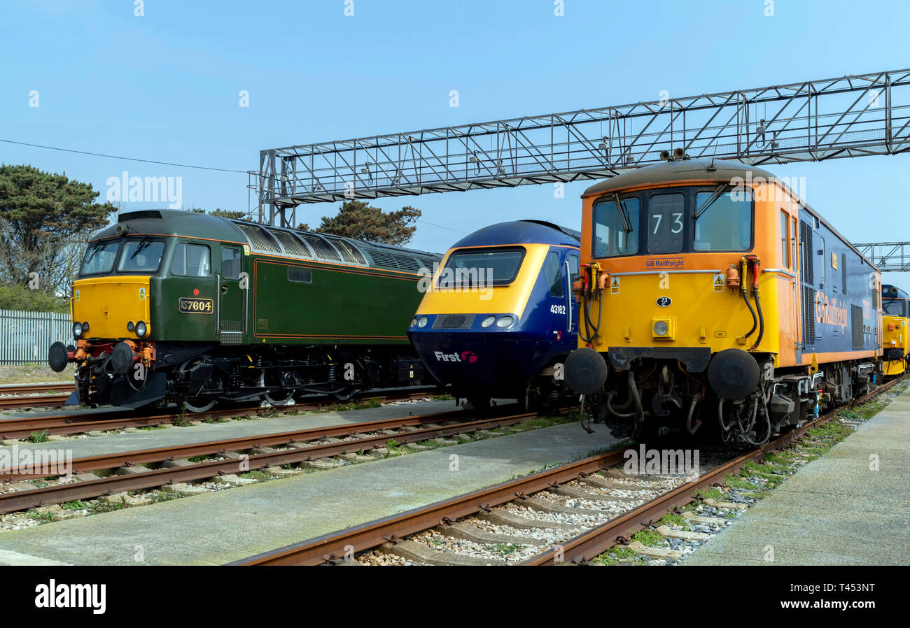 Langer Rock, Penzance, Großbritannien. 13. April 2019. Trio der Motoren auf Anzeige für den Tag der offenen Tür Quelle: Bob Sharples/Alamy leben Nachrichten Stockfoto