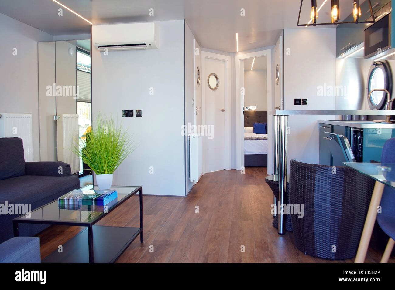 Waterlodge Schwimmende Häuser an Brighton Marina England UK. Stockfoto