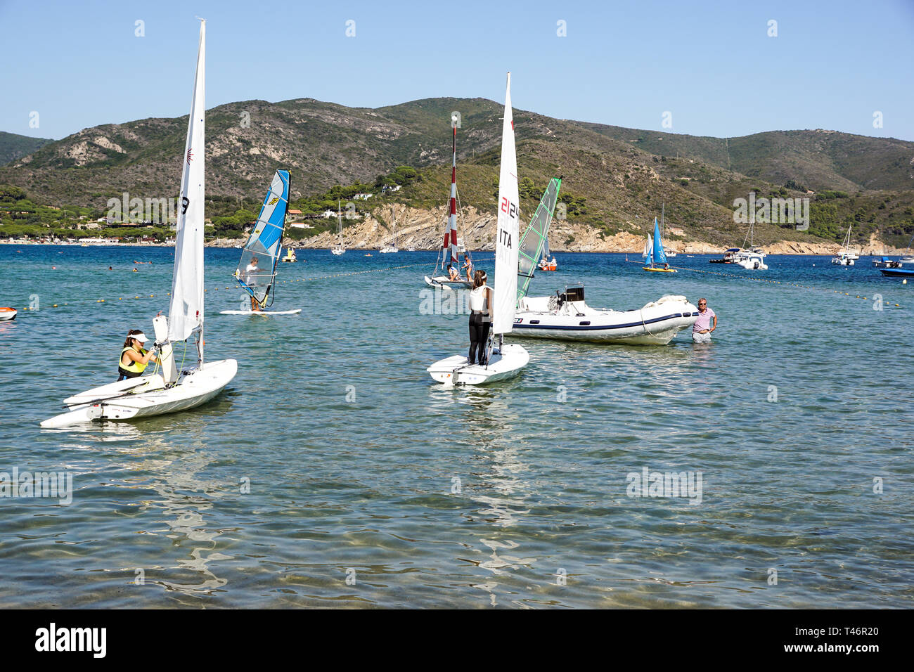 Insel Elba, Italien vom 20. Juli 2018: High School Segeln Meisterschaften in Italien Stockfoto