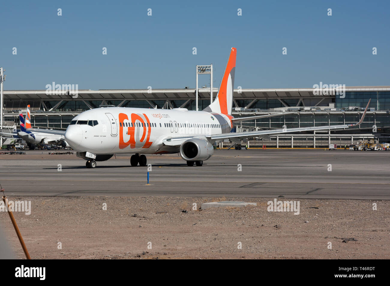 Ein GOL Linhas Aéreas Boeing 737-800 bereit, ihr Flug zurück nach Brasilien von Santiago Flughafen zu starten. Stockfoto