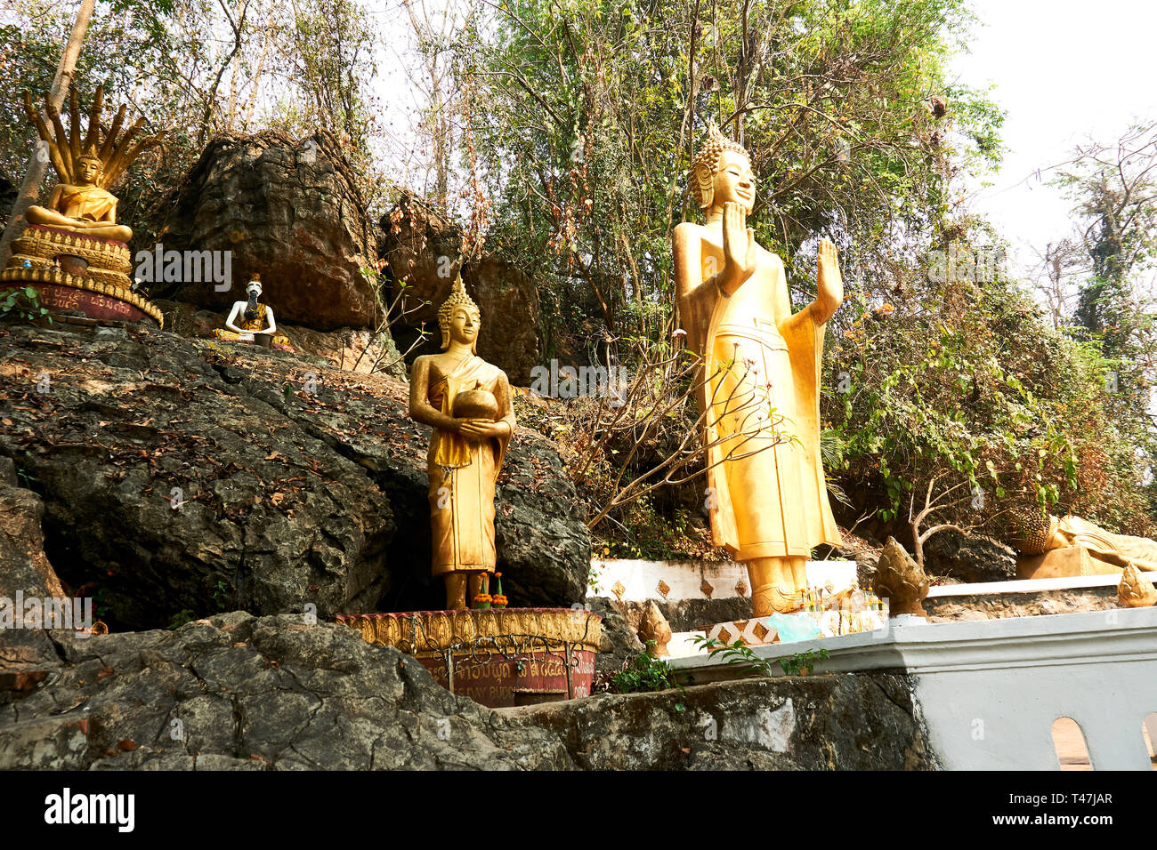 Buddha Statuen in den Berg Phou Si, Luang Prabang, Laos 2019 Stockfoto