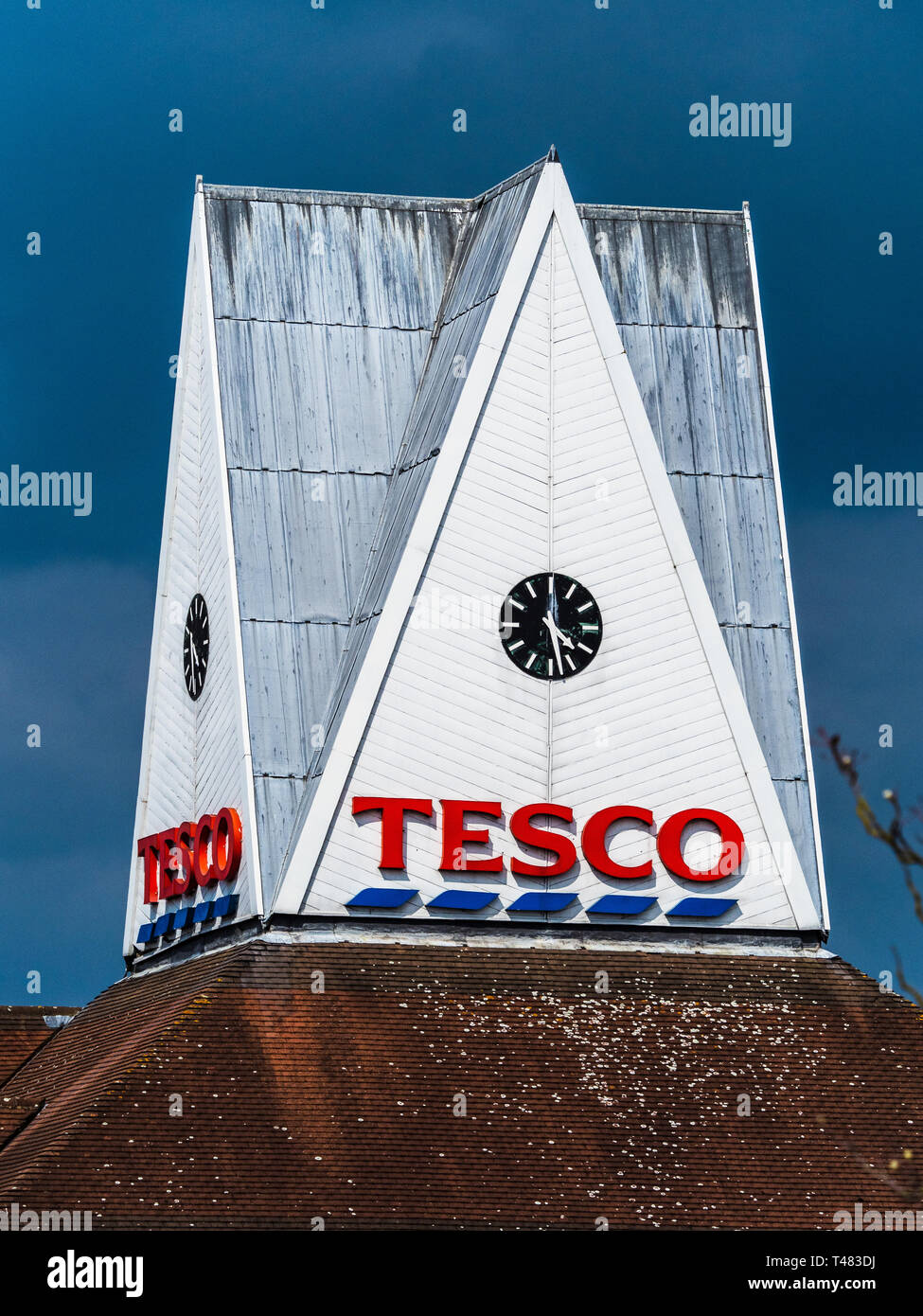 Tesco - Spire spire Art Dachterrasse auf der Tesco bei Milton Cambridge Großbritannien Stockfoto