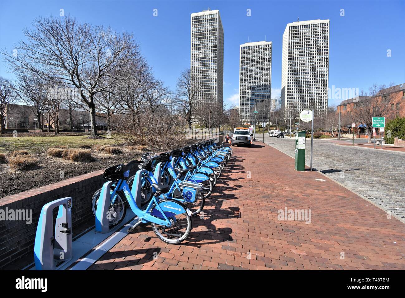 Fahrradverleih für die Öffentlichkeit in Philadelphia auf Verkehrsüberlastung und Umweltverschmutzung und helfen mit dem grossen Parkplatz Probleme für Touristen zu schneiden Stockfoto