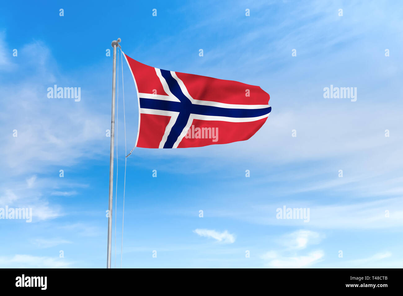Norwegen Flagge weht im Wind über blauen Himmel Hintergrund Stockfoto