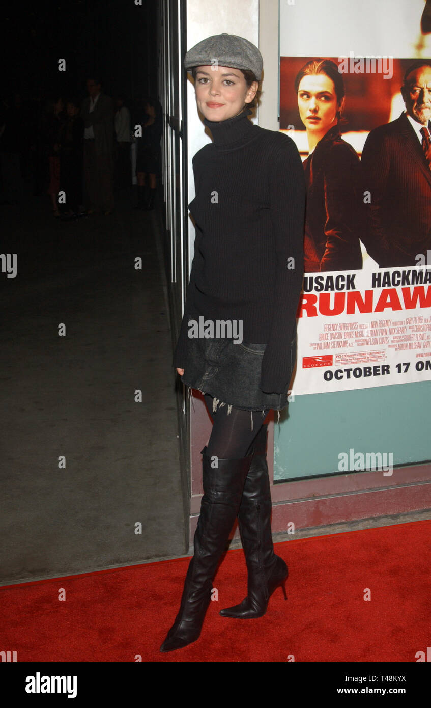 LOS ANGELES, Ca. Oktober 09, 2003: Schauspielerin NORA ZEHETNER im Rahmen der Weltpremiere in Hollywood, von Runaway Jury. Stockfoto