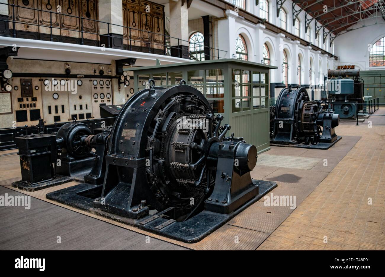 Generatoren, historischen elektrischen Motor, Stromversorgung, Straßenbahn-Museum, das Museu do Carro Electrico da Cidade do Porto, Porto, Portugal Stockfoto