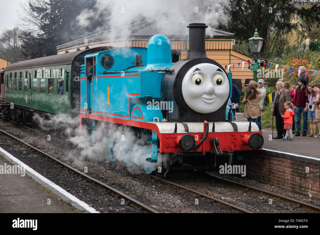 Thomas die Lok an Ropley Station auf dem mid Hants Railway Stockfoto