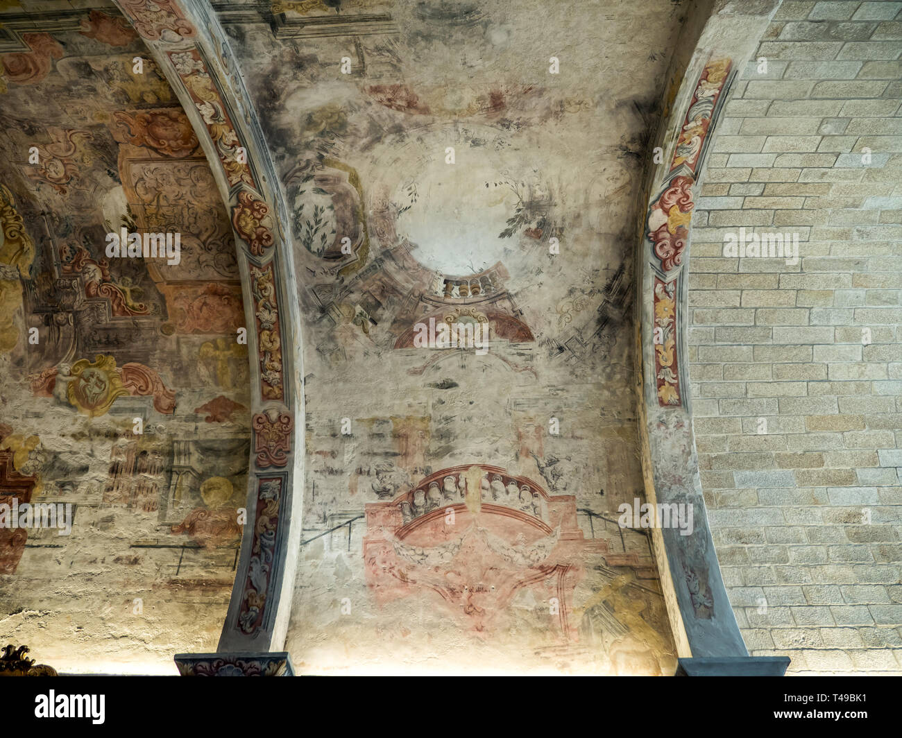 Gewölbe mit Fresken im romanischen Kathedrale von Porto, Portugal Stockfoto