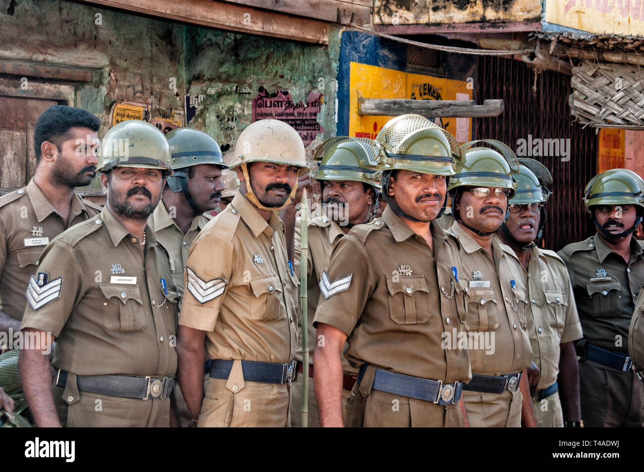 Indische Polizei vorbereitet für Aktion Stockfoto