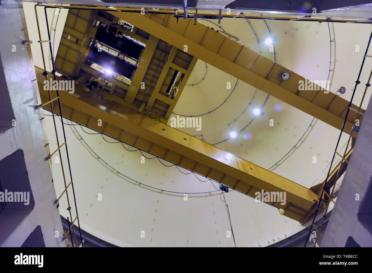 Trino Vercellese Kernkraftwerk, in den Prozess der Deaktivierung durch die Gesellschaft Sogin, verantwortlich für die Stilllegung des italienischen Kernkraftwerke nach der beliebten Referenden von 1987 und 2011 Stockfoto