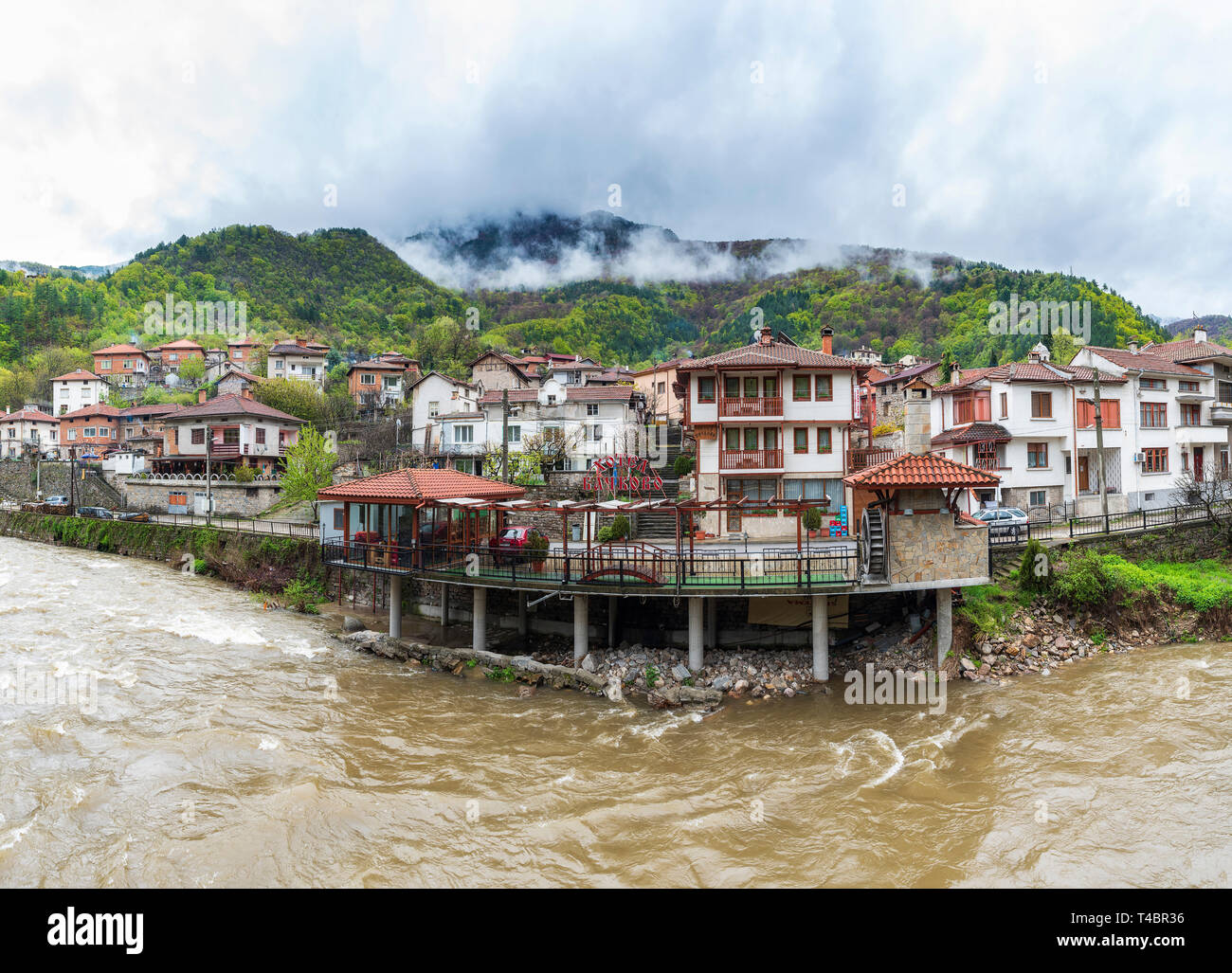 Frühling in batschkovo Dorf, Bulgarien Stockfoto