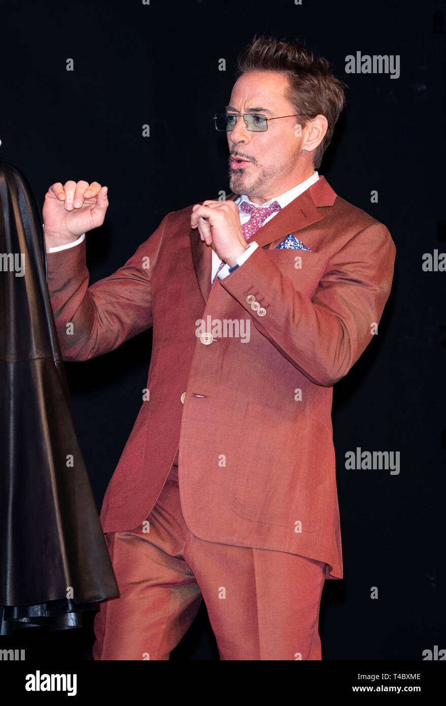 Seoul, Südkorea. 15 Apr, 2019. Schauspieler Robert Downey Jr. nimmt an einer Pressekonferenz zu seinem neuen Film 'Avengers: Endgame' im Four Seasons Hotel in Seoul, Südkorea, 15. April 2019. Der Film wird in Südkorea am 24. April veröffentlicht werden. Quelle: Lee Sang-ho/Xinhua/Alamy leben Nachrichten Stockfoto