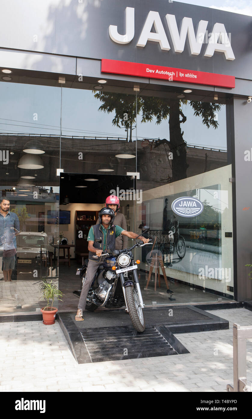 Jawa Showroom in Jaipur, Indien am 17. März 2019. Java wurde 1929 in der ehemaligen