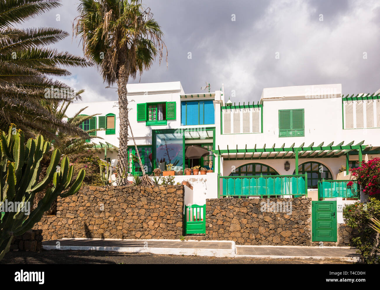 Moderne Ferienwohnungen, Costa Teguise, Lanzarote Stockfoto