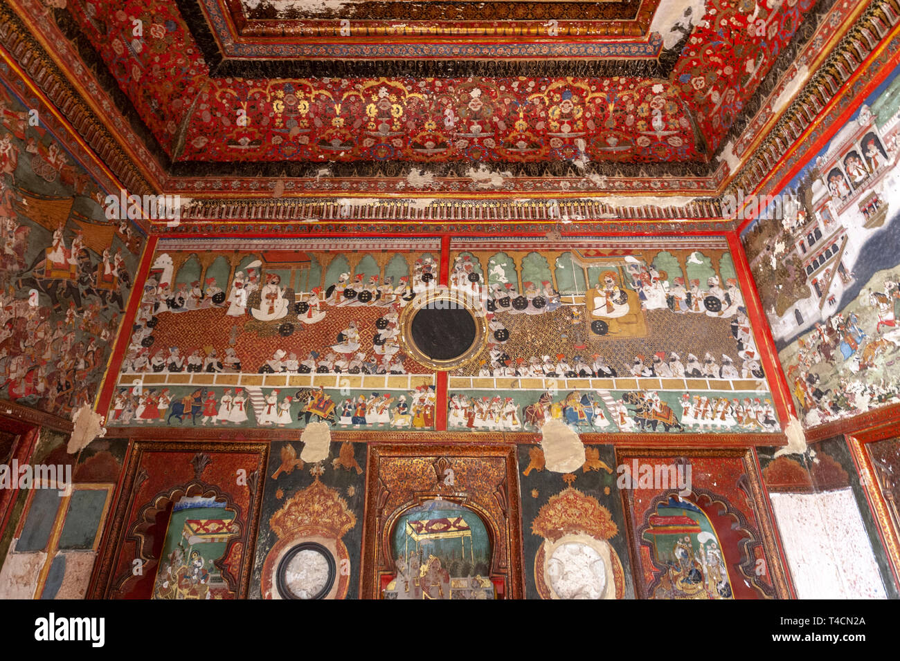Wandmalereien in Chattar Mahal, Horny Smokovec, Horny Smokovec, Rajasthan, Indien Stockfoto