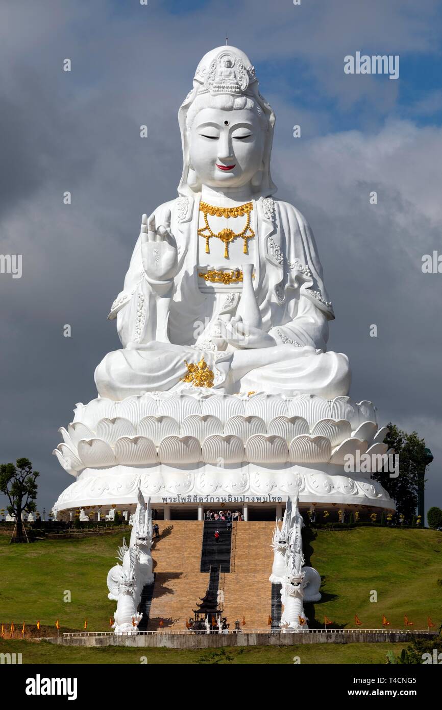riesen-guan-yin-statue-fotos-und-bildmaterial-in-hoher-aufl-sung-alamy
